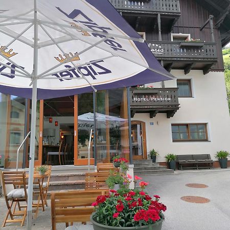 Hotel-Pension Hoferhaus Neukirchen am Großvenediger Exterior foto